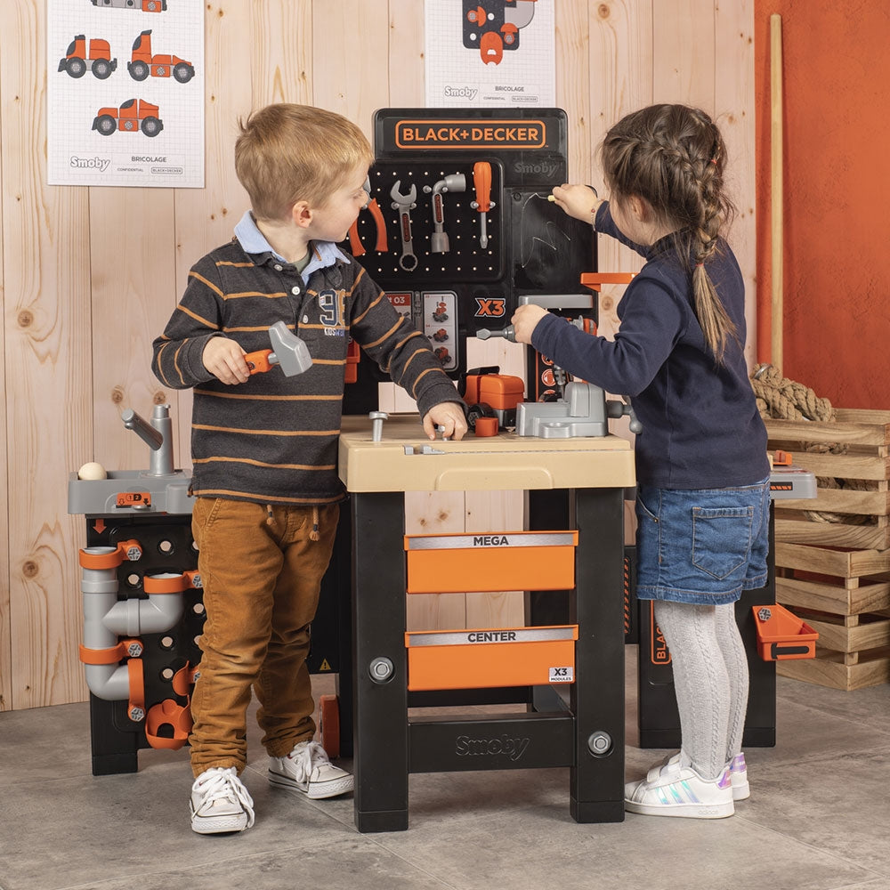 Atelier Smoby Black & Decker Mega Center