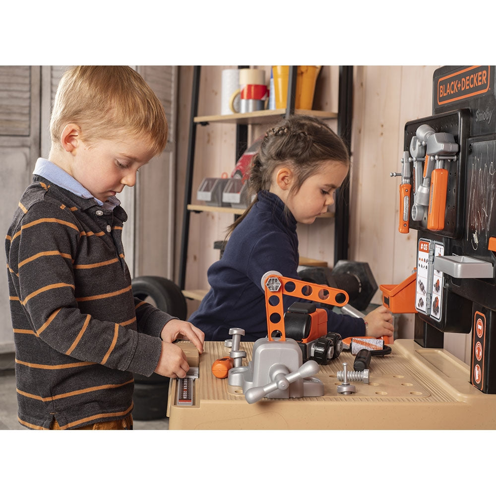 Atelier Smoby Black & Decker Mega Center
