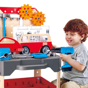 Jucarie din lemn - Banc de lucru pentru service si reparatii auto (71 piese)
