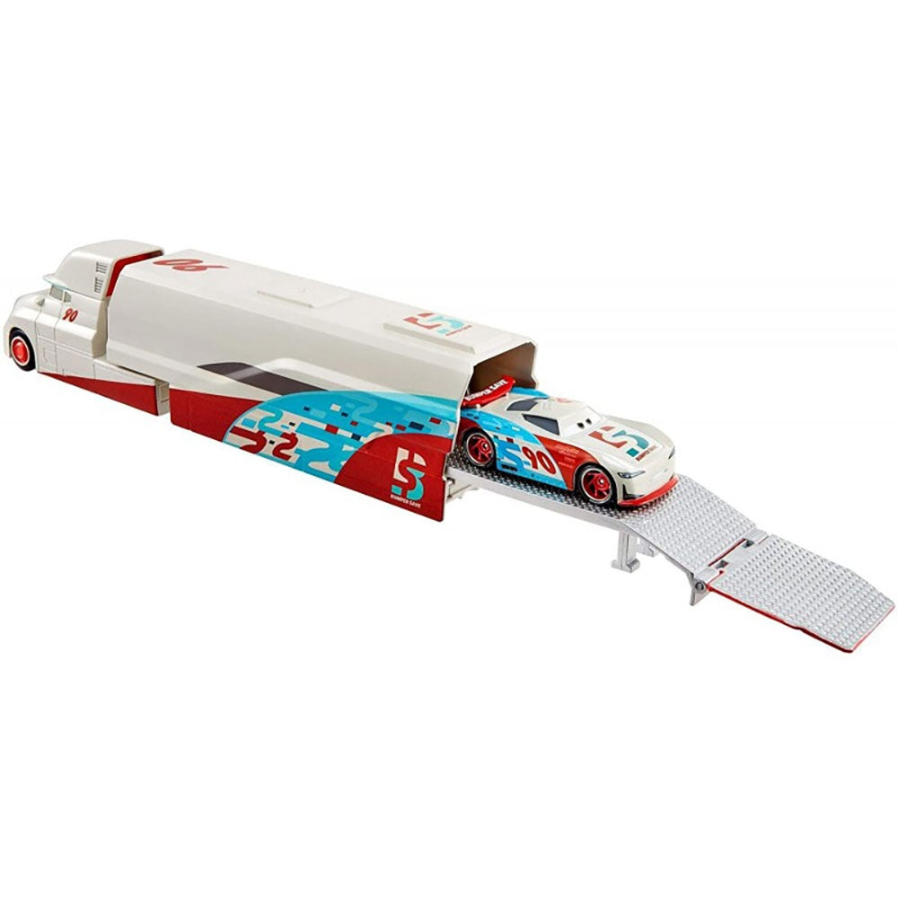 Camion Disney Cars by Mattel Ponchy Wipeout Hauler din metal