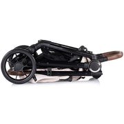 Carucior sport Chipolino Ultera cu husa picioare biscotta