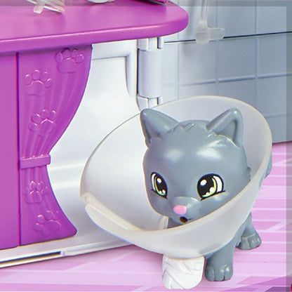 Set Simba Evi Love Doctor Evi 2 in 1 Vet Mobile masina cu papusa 12 cm si accesorii